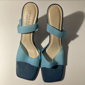 Journee Collection Women's Tru Comfort Foam Luca Pump Blue 8